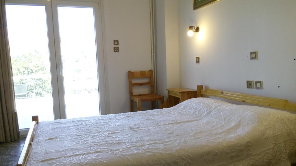 Filoxenia Rooms Makrilies Quarto foto